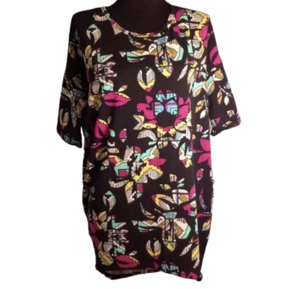LuLaRoe XXS Irma NEW  Colorful Black Hi-Low Tee Shirt - Picture 1 of 8